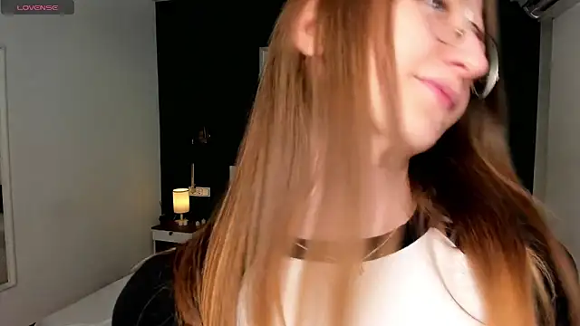 Snapshot of EditaBand chatting on October 3, 7:11 pm EditaBand online show from October 3, 7:11 pm