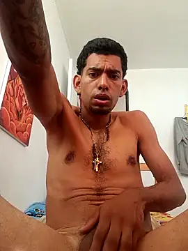 Snapshot of Negritohot2828 chatting on October 16, 3:24 pm Negritohot2828 online show from October 16, 3:24 pm