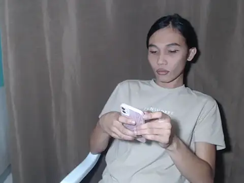 Snapshot of Urfucking_khloe1 chatting on September 20, 11:39 pm Urfucking khloe1 online show from September 20, 11:39 pm
