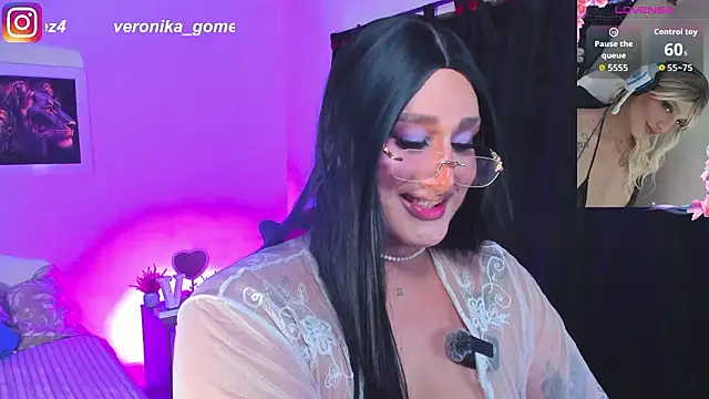 Sweetveronik 44 online show from March 12, 12:17 am