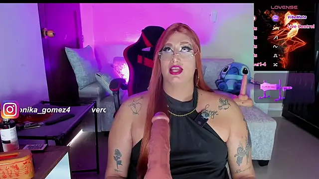 Sweetveronik 44 online show from July 2, 7:09 pm