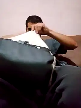 Snapshot of Golonzo1996 chatting on October 8, 10:51 pm Golonzo1996 online show from October 8, 10:51 pm