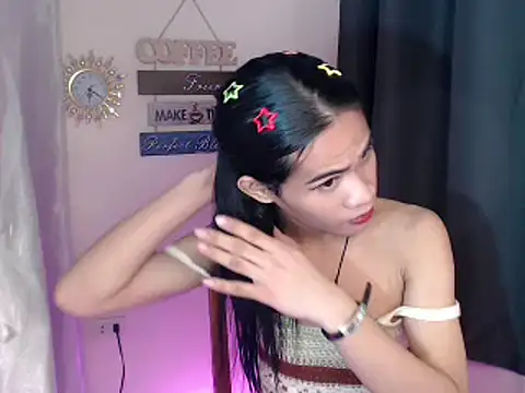 bellalot online show from November 22, 9:47 pm