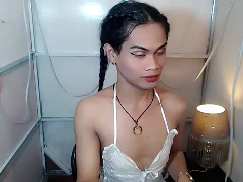 bellalot online show from February 19, 9:16 am