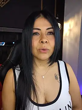 Aniajoness  online show from June 25, 5:12 am
