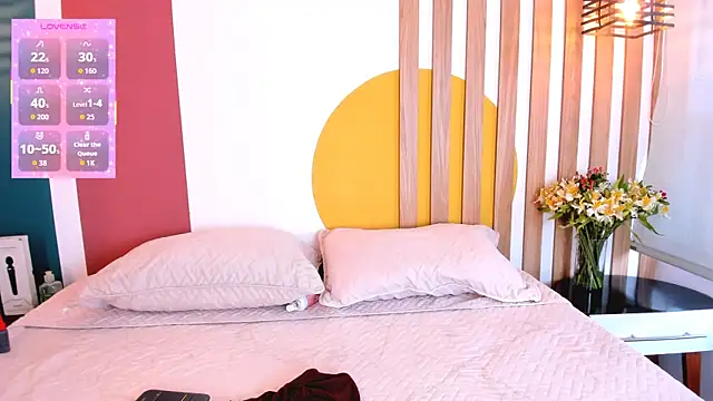 Snapshot of SashaGreyy_ chatting on October 21, 9:37 pm SashaGreyy online show from October 21, 9:37 pm