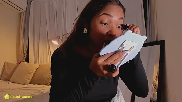 Estefy arroyo1 online show from October 5, 6:23 am