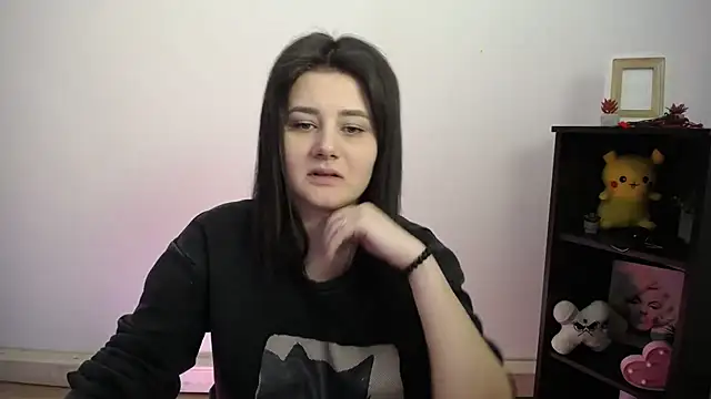 Katrin kiss  online show from February 27, 1:00 pm