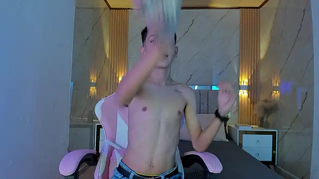 spicyslim  online show from February 11, 3:11 am