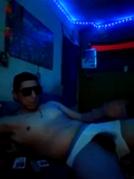 Juniorharo1982 online show from February 8, 8:07 am