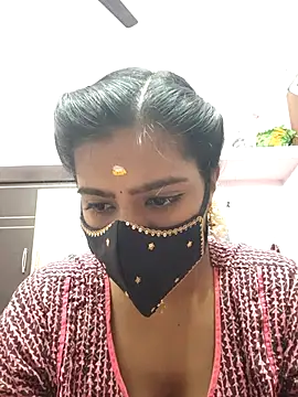 Snapshot of Tamil-Meenu12 chatting on October 25, 5:48 am Tamil-Meenu12 online show from October 25, 5:48 am