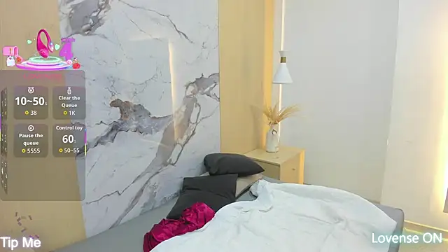 Snapshot of DollyBrowncc chatting on September 27, 2:16 am DollyBrowncc online show from September 27, 2:16 am