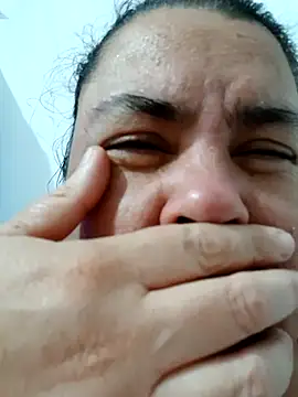 yaneth  online show from October 16, 12:22 am