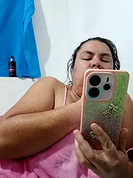 yaneth  online show from October 18, 10:27 am