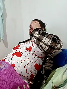 yaneth  online show from February 3, 9:58 am