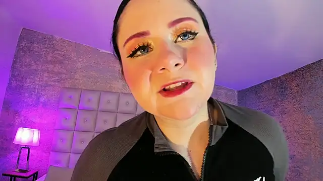 Snapshot of harimoon1 chatting on November 7, 3:17 am harimoon1 online show from November 7, 3:17 am