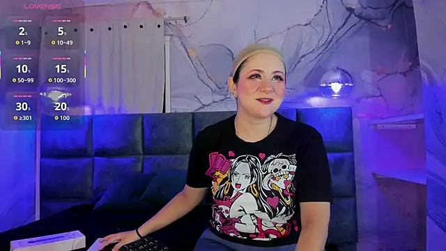 Snapshot of harimoon1 chatting on November 24, 3:17 am harimoon1 online show from November 24, 3:17 am