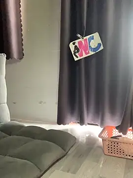 yang-2269 online show from September 26, 11:42 pm