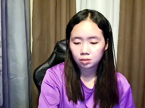 lovelysluttyxx online show from April 26, 5:38 am