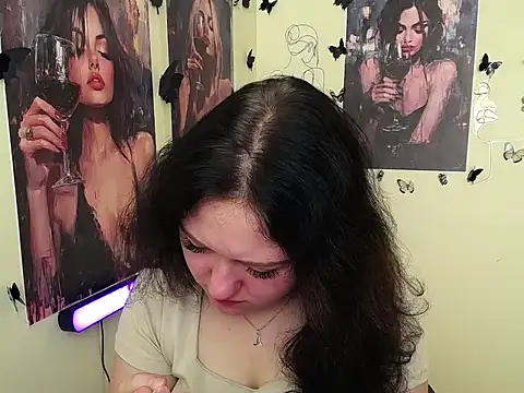 LadyAlice  online show from September 11, 6:02 am