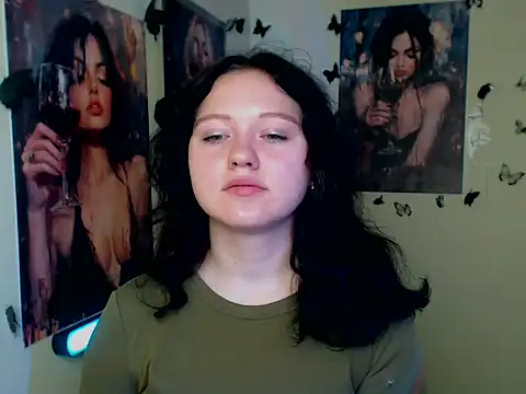 LadyAlice  online show from November 10, 7:07 am