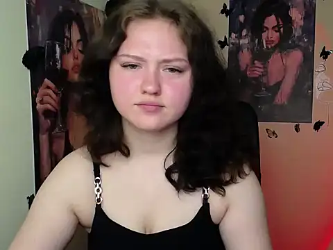 LadyAlice  online show from May 16, 7:05 am