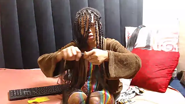 Snapshot of SexyChantyBabe25 chatting on October 12, 4:28 pm SexyChantyBabe25 online show from October 12, 4:28 pm