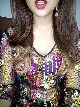 Snapshot of Hot_malika19 chatting on March 5, 8:32 am Hot malika19 online show from March 5, 8:32 am