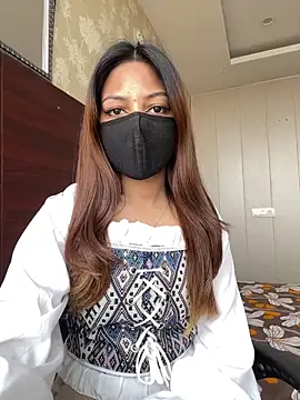 Snapshot of Hot_malika19 chatting on May 12, 9:17 am Hot malika19 online show from May 12, 9:17 am