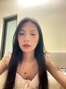 Lil-Gi online show from October 3, 3:31 pm