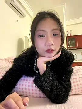 Lil-Gi online show from November 10, 6:07 pm