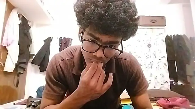 Rahulisagoodguy online show from November 21, 6:28 pm