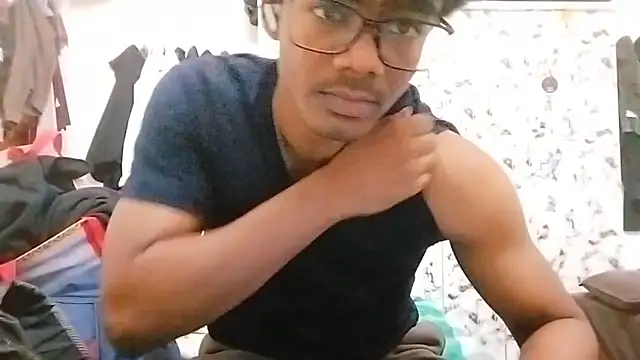 Rahulisagoodguy online show from December 17, 11:05 am