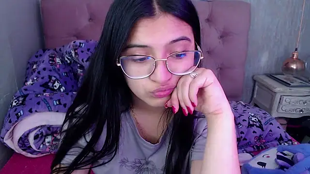 laurenelove online show from October 7, 2:42 am