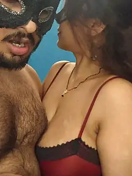 sexy42couple online show from June 5, 9:53 pm