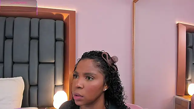 LisaMendez online show from February 10, 4:16 am