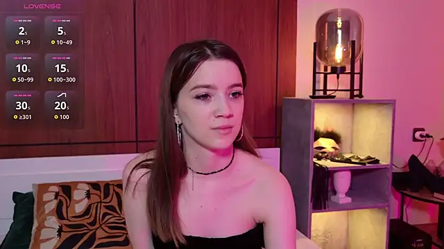 Snapshot of Alison_kisss chatting on March 29, 3:56 pm Alison kisss online show from March 29, 3:56 pm