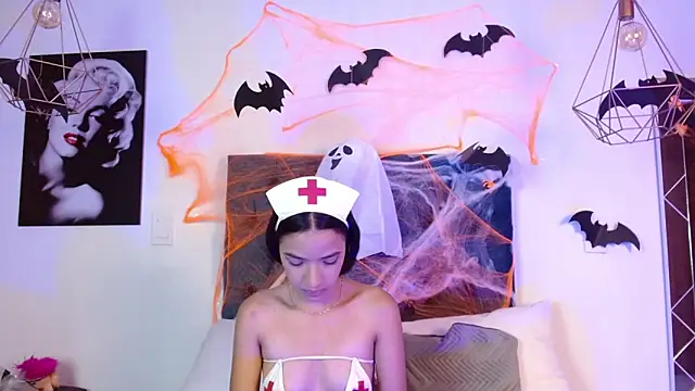 Lilith Nocturne online show from October 8, 7:00 pm