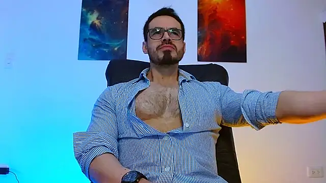 Snapshot of Axel_Lover chatting on October 24, 12:19 am Axel Lover online show from October 24, 12:19 am