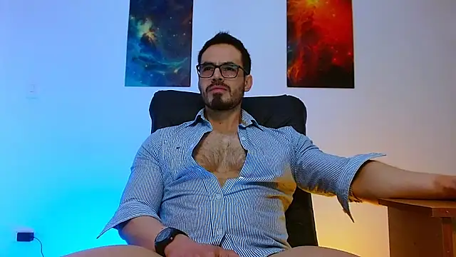 Snapshot of Axel_Lover chatting on December 3, 12:18 am Axel Lover online show from December 3, 12:18 am