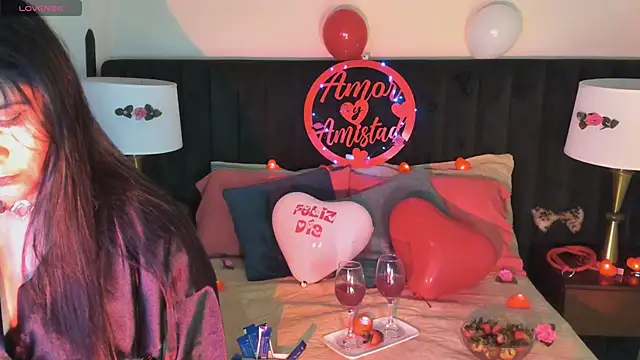 kiraGeiner online show from September 20, 4:41 pm