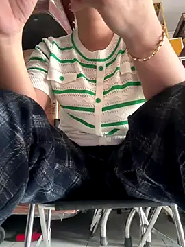 sharon-Hanna online show from September 22, 2:02 am