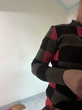 sharon-Hanna online show from February 10, 2:04 am