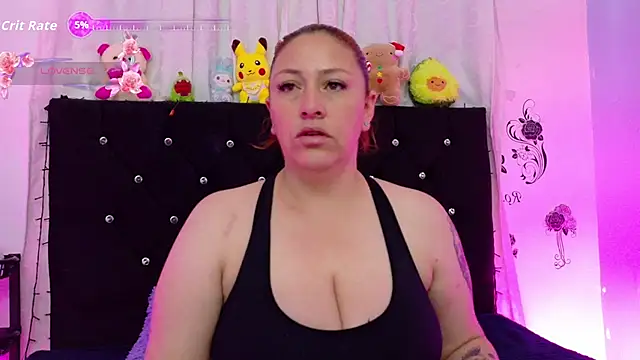 Snapshot of queen_marifer chatting on November 16, 12:00 pm queen marifer online show from November 16, 12:00 pm