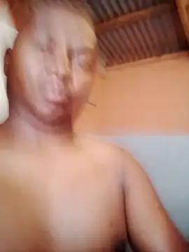 liamer25 online show from October 13, 9:42 am