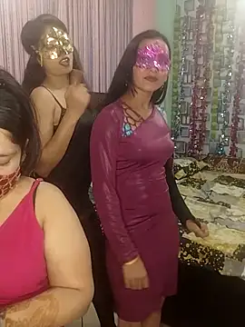 Snapshot of Sexy_anaamika chatting on November 29, 7:11 am Sexy anaamika online show from November 29, 7:11 am