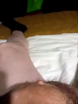 Snapshot of 69dagosto chatting on December 3, 1:46 am 69dagosto online show from December 3, 1:46 am