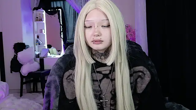Snapshot of Lein_Bone chatting on May 15, 11:56 pm Lein Bone online show from May 15, 11:56 pm