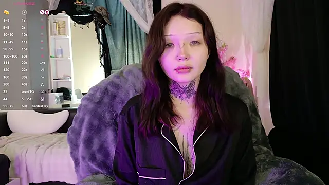 Snapshot of Lein_Bone chatting on June 14, 1:14 am Lein Bone online show from June 14, 1:14 am