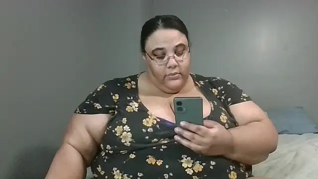 SexyBBW10790 online show from May 6, 2:08 am
